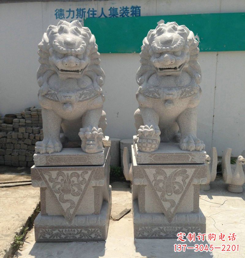 河源精致大理石狮子雕塑