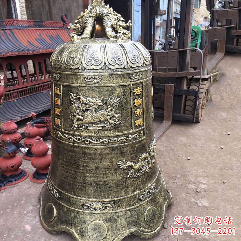 河源华中领雕塑历久弥新的铜钟雕塑