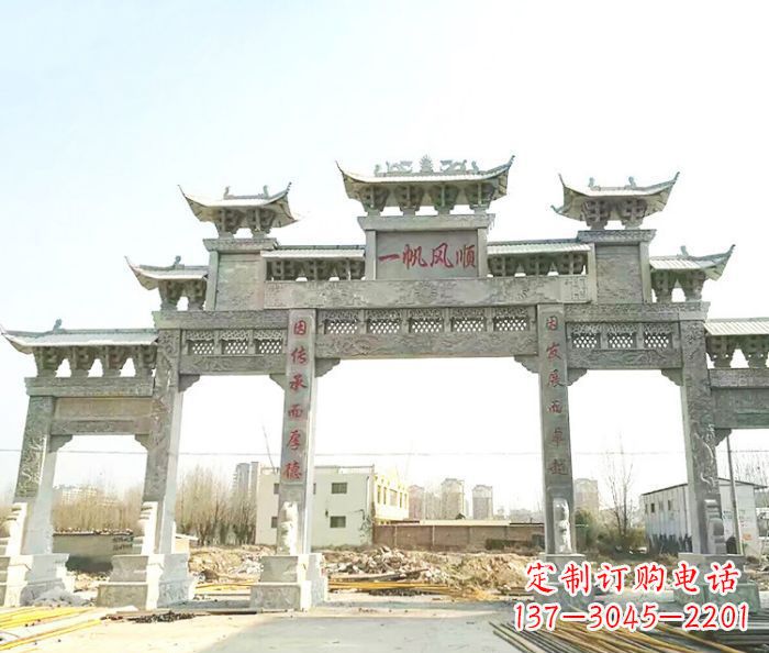 河源别具一格的大型五门石雕牌楼
