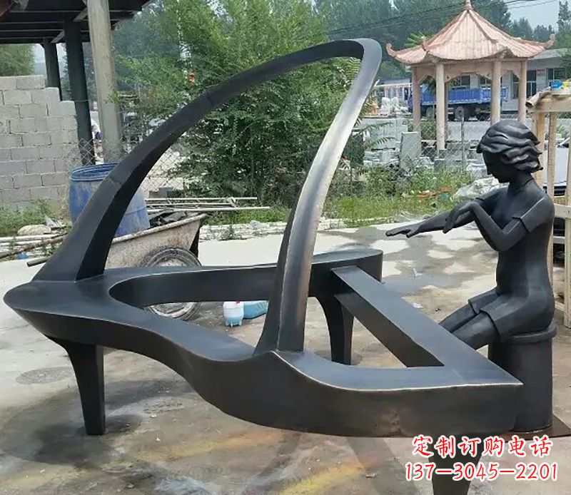 河源钢琴抽象铜雕