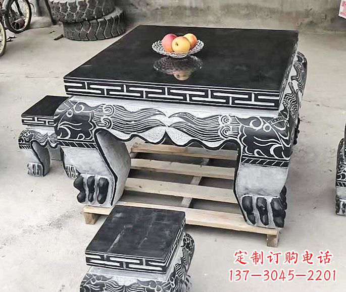 河源中领雕塑方形仿古石桌凳