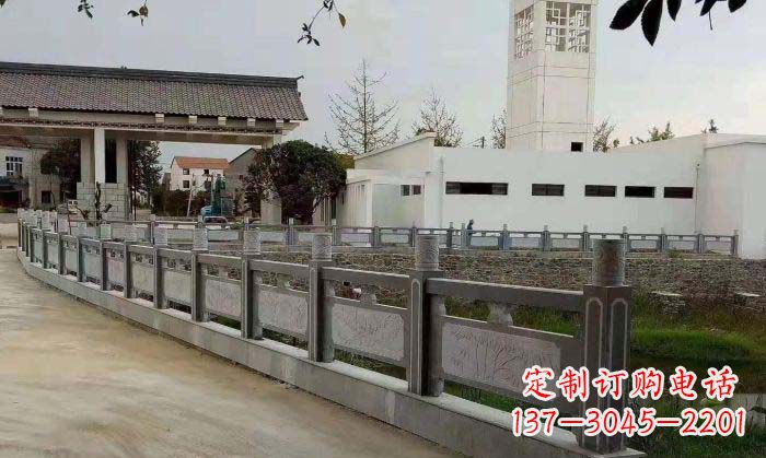 河源仿古景区栏板石雕