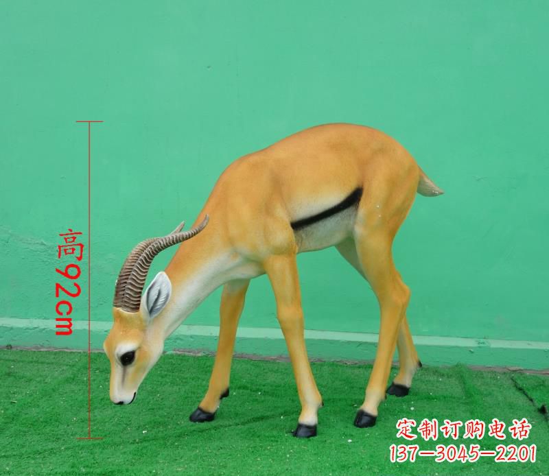 河源玻璃钢仿真羚羊雕塑
