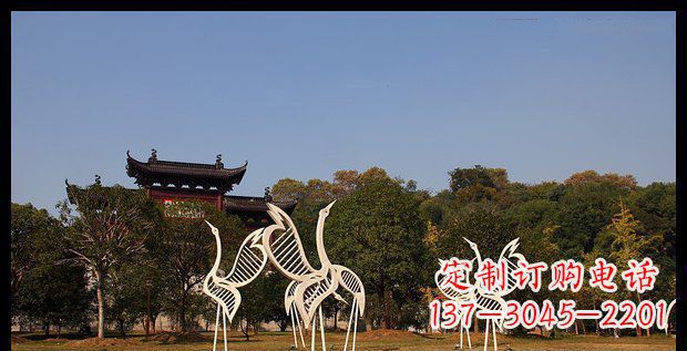 河源中领雕塑的精美不锈钢仙鹤雕塑