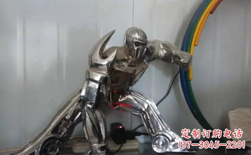 河源高端式可爱机器人雕塑
