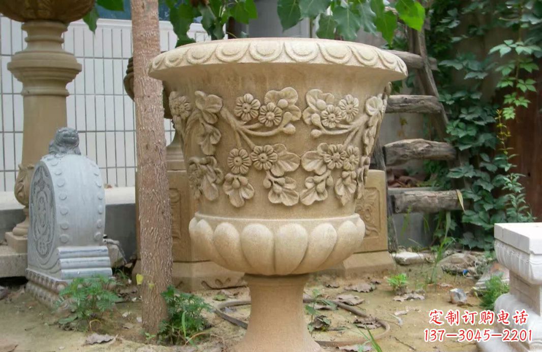 河源精美大理石花盆雕塑