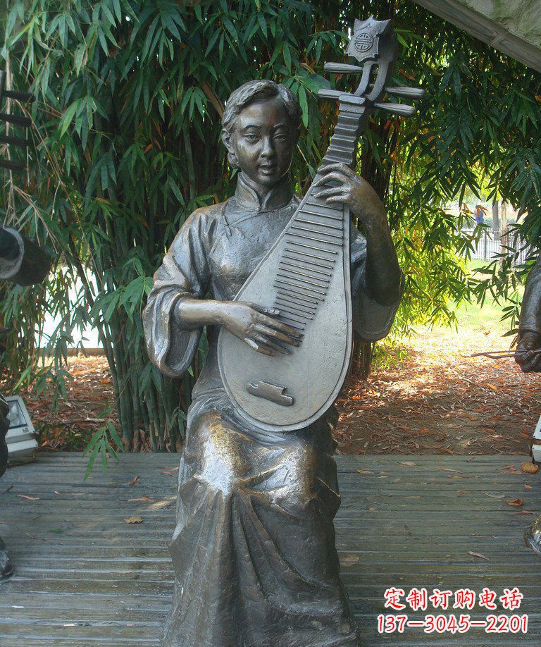 河源精美绝伦的琵琶女郎铜雕