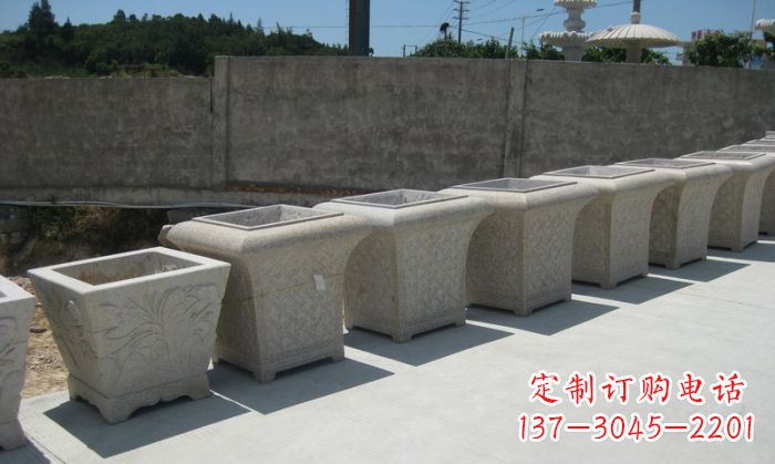 河源大理石花盆石雕 – 在公园展现精美自然风貌