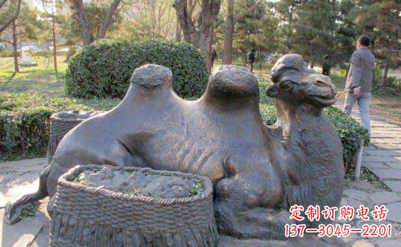 河源精致骆驼铜雕塑
