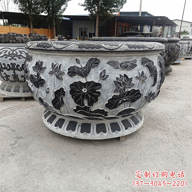 河源精美石雕水缸——雕刻您的艺术一生