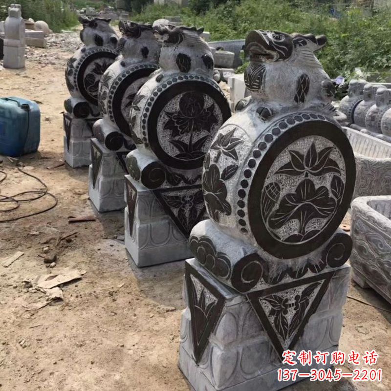 河源古代无雕刻门墩