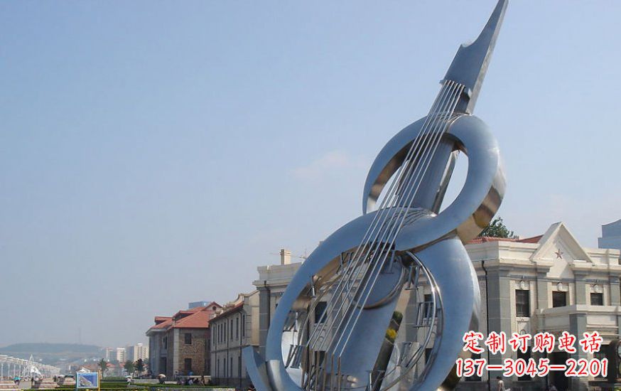 河源经典音乐雕塑:不锈钢大提琴