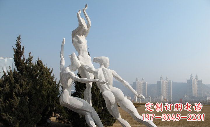 河源中领雕塑:优雅动人的不锈钢滑冰女孩雕塑