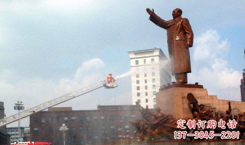 河源精致雕塑,极致致敬——毛主席景观铜雕