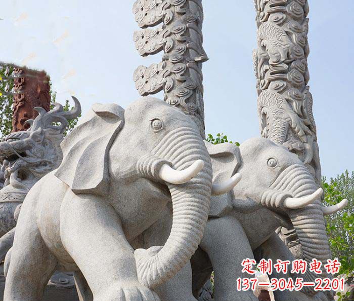河源精美大象雕塑,点缀广场雅致之美