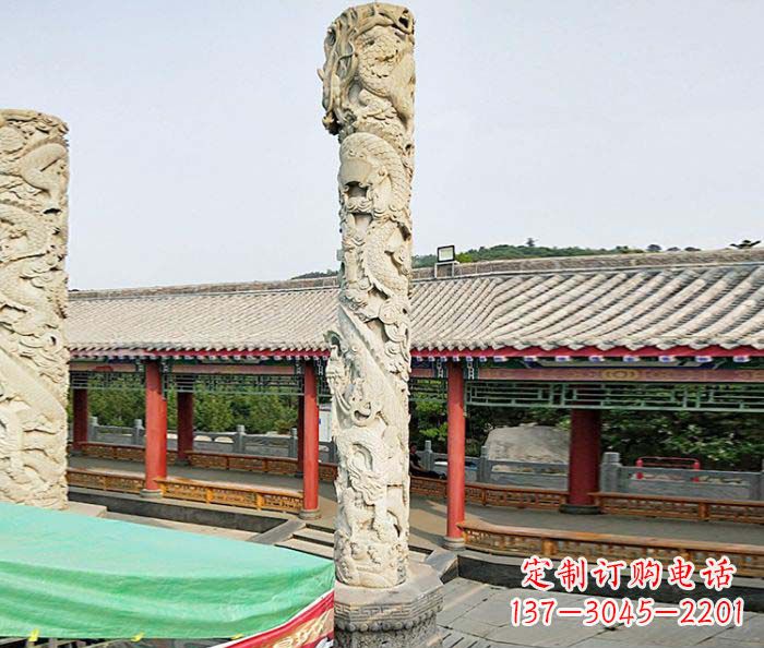 河源雕刻精致的大理石龙柱石雕
