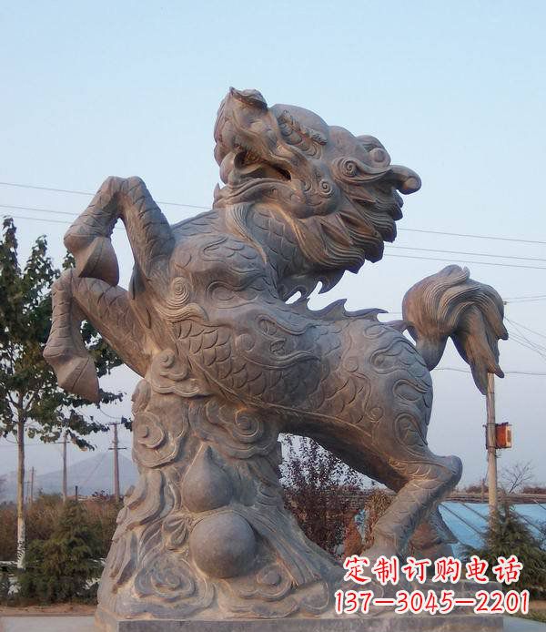 河源精美独特的麒麟神兽石雕