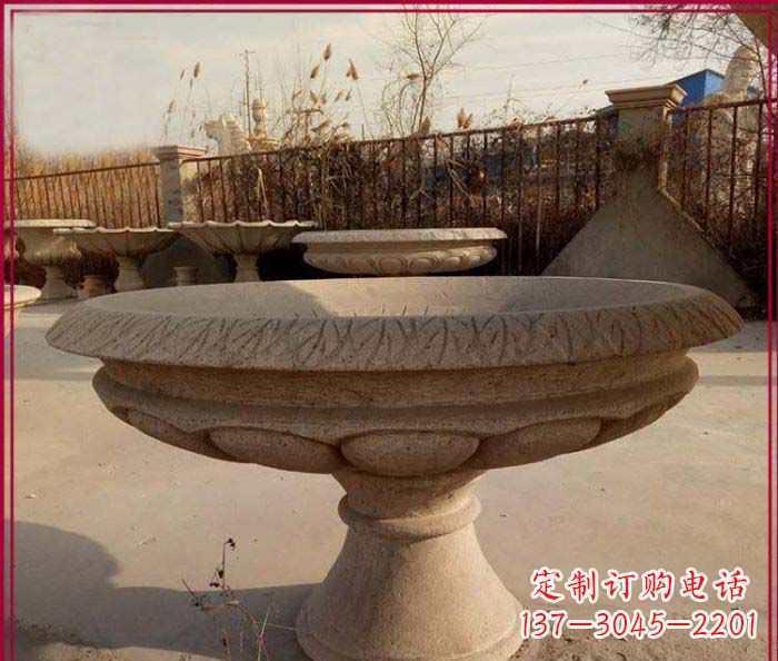 河源黄锈石花盆雕塑,让花园更加美丽