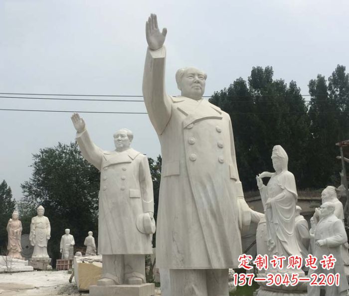 河源挥手毛主席校园伟人石雕