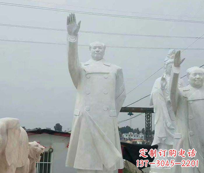 河源毛泽东伟人石雕,永载史册