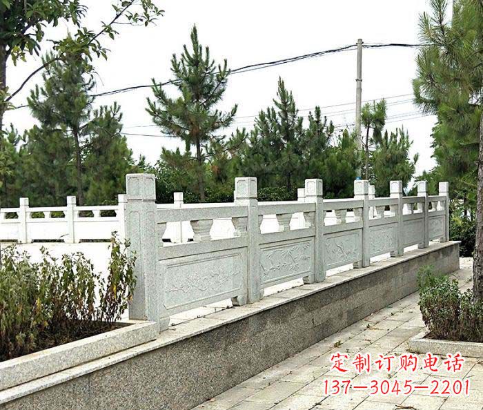 河源大理石栏杆雕塑:精致的定制艺术品