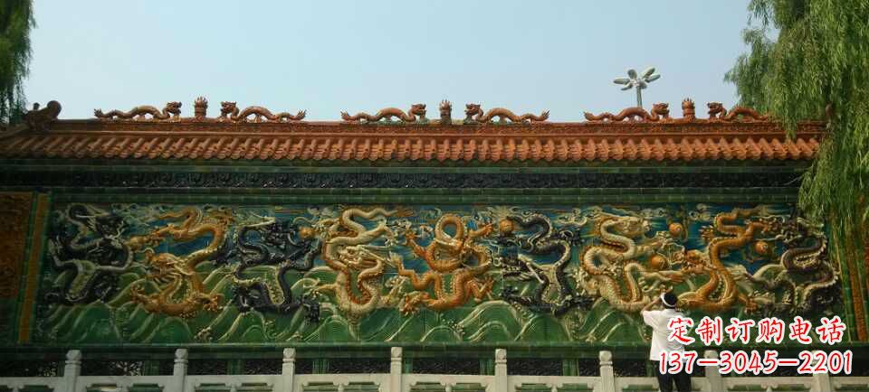河源九龙壁景观石雕——造型精致,极致雕刻