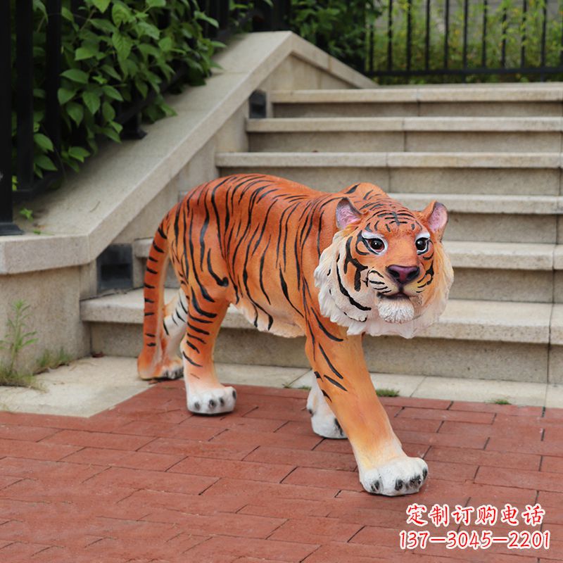 河源老虎玻璃钢仿雕塑—小区园林室外装饰品