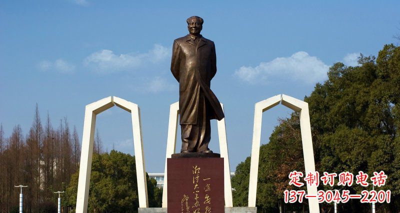 河源纪念性毛主席铜雕,您的精致礼物