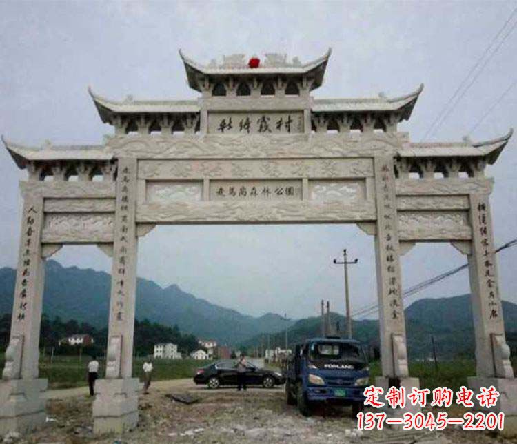 河源三门牌坊石雕:细节讲究处处把精雕细琢