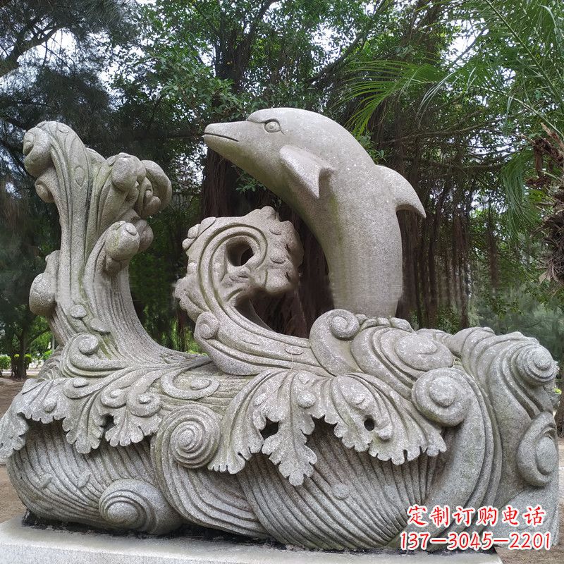 河源精美的石雕海豚雕塑，为您的公园林营造出别具匠心的水景特色
