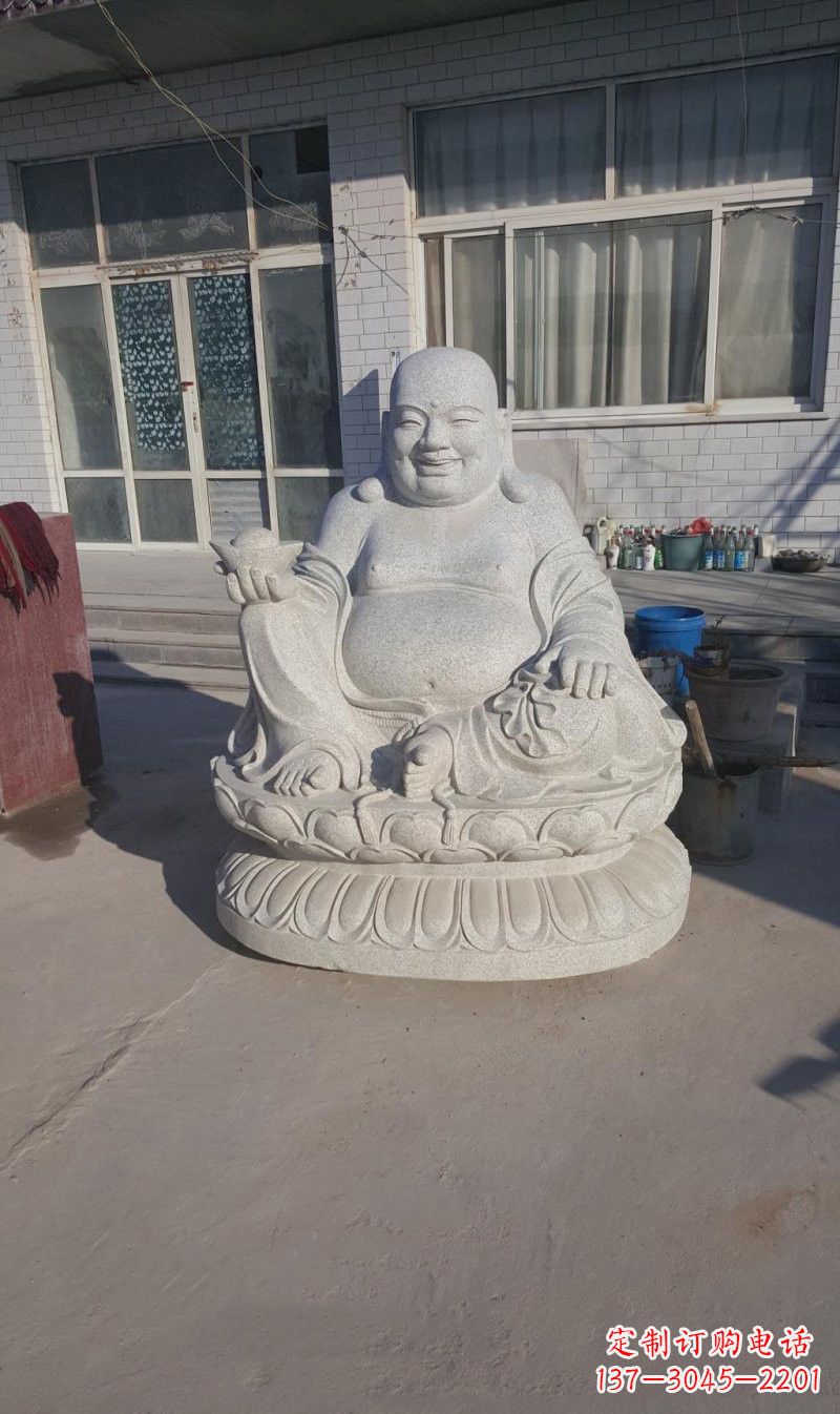 河源石雕坐式弥勒佛
