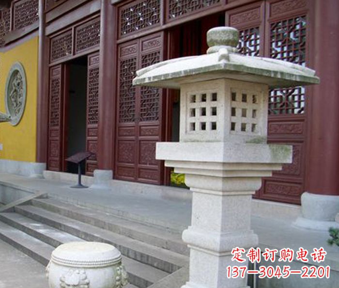 河源寺庙景观镂空石灯石雕