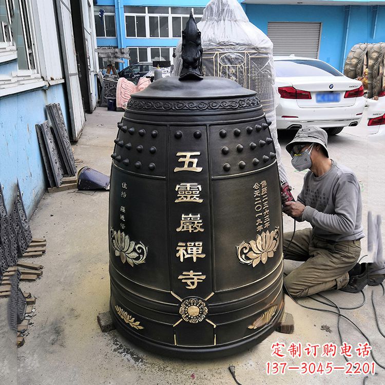 河源寺院铜钟