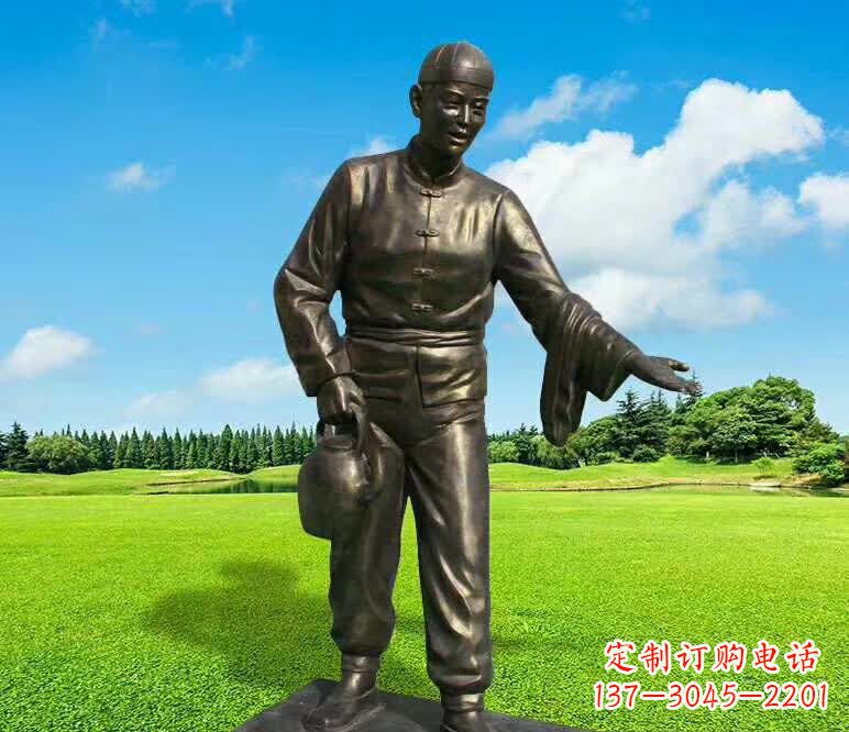 河源铜雕店小二人物雕塑1