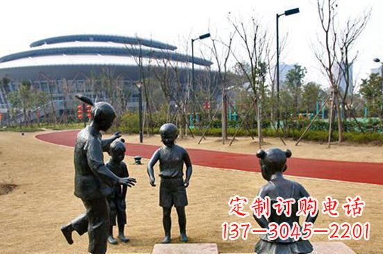 河源玩游戏儿童公园人物铜雕