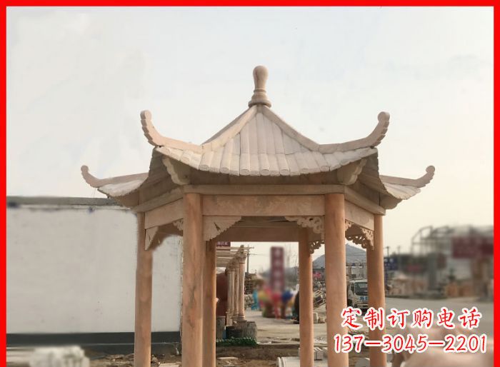 河源晚霞红公园六角石雕凉亭