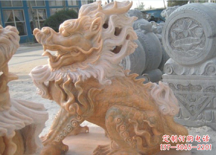 河源晚霞红神兽麒麟雕塑