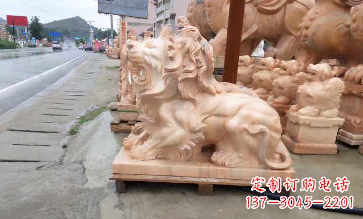 河源晚霞红狮子雕塑