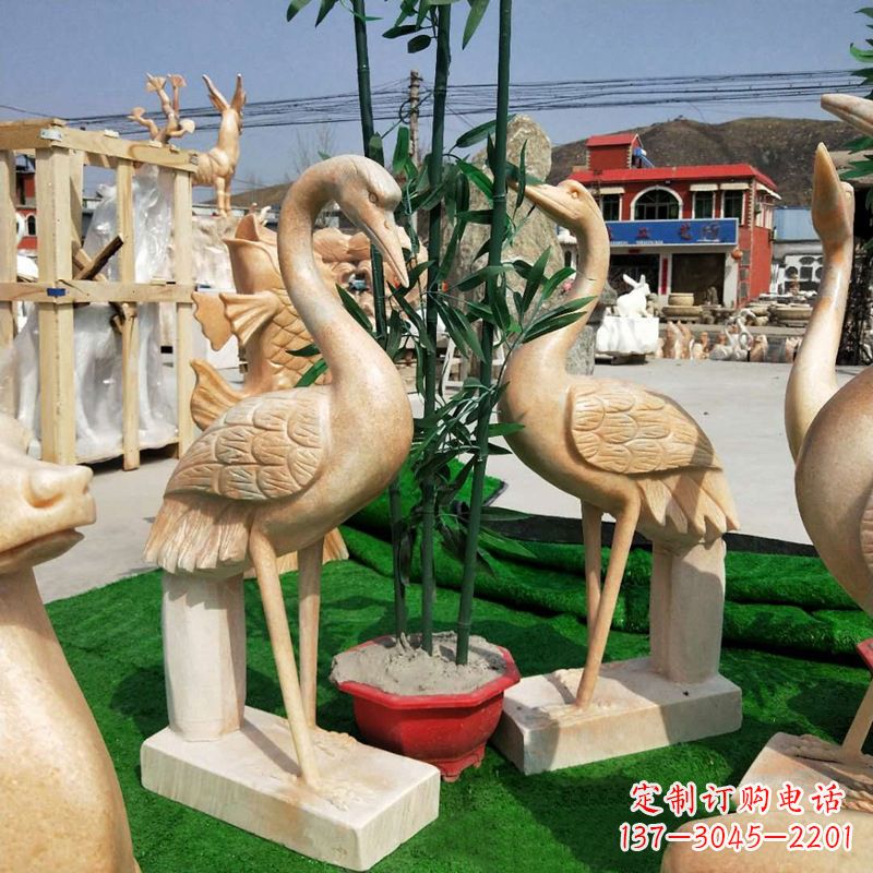 河源晚霞红仙鹤石雕