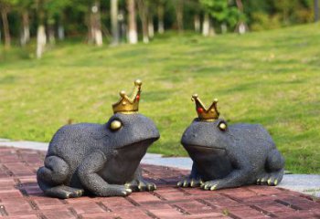 河源青蛙王子玻璃钢动物雕塑摆件，温馨家居装饰佳品