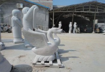 河源中领雕塑：独具特色的天鹅喷水雕塑