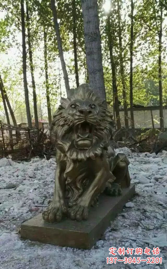 河源卧着的西洋狮子铜雕 (2)