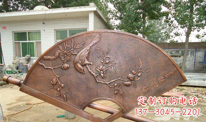 河源喜鹊登梅扇子景观铜浮雕