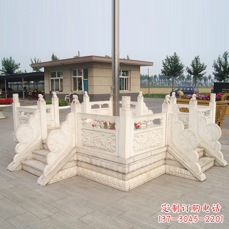 河源学校校园芝麻白广场升旗台