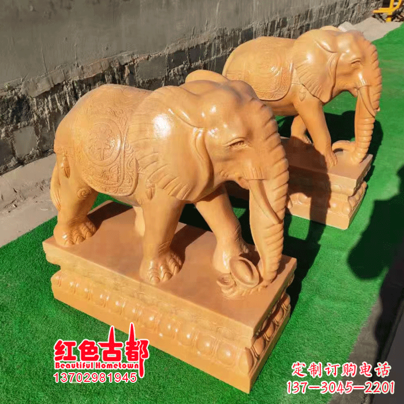 河源银行门口的石雕大象