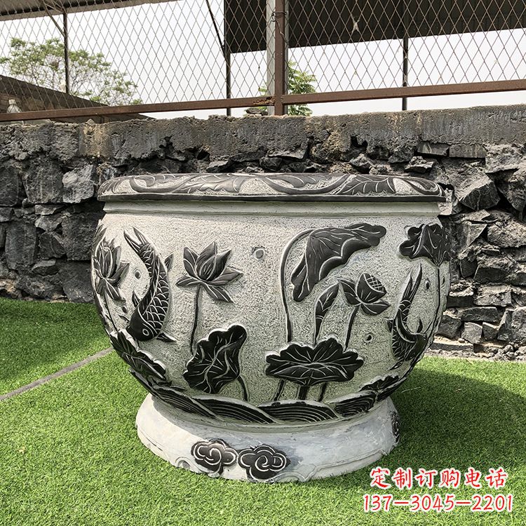 河源鱼纹水缸石雕