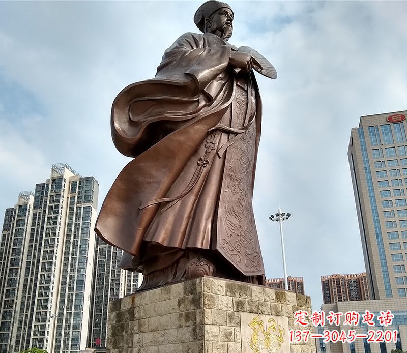 河源诸葛亮人物铜雕