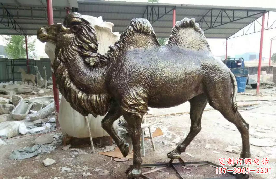 河源铸铜骆驼雕塑 (2)