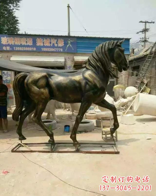 河源铸铜马雕塑