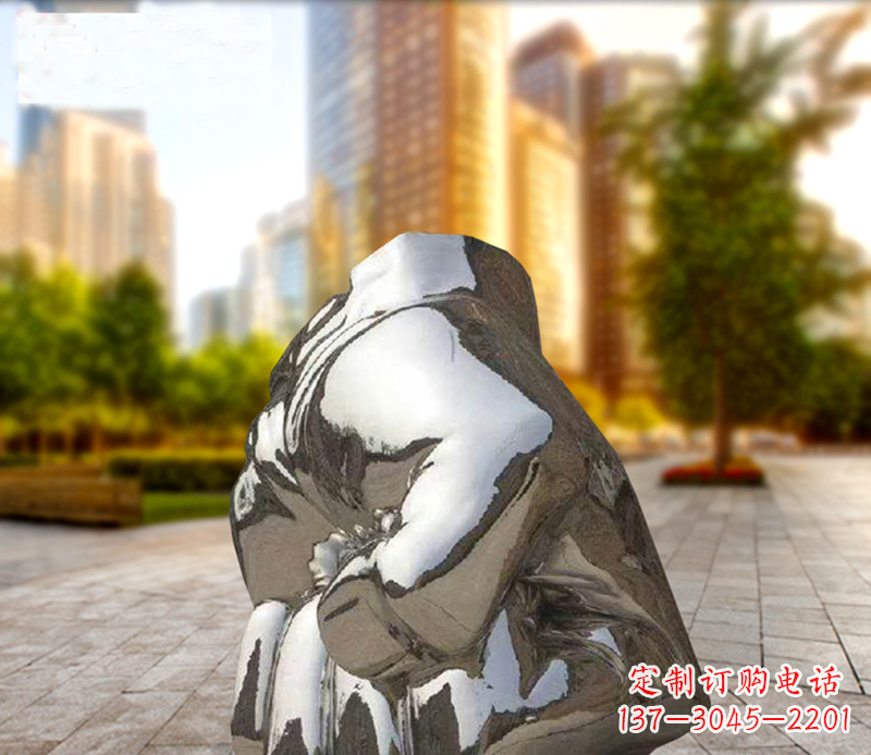 河源广场不锈钢拳头景观雕塑
